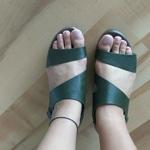 Size UK 35 US 5.5 Mimosa block heels